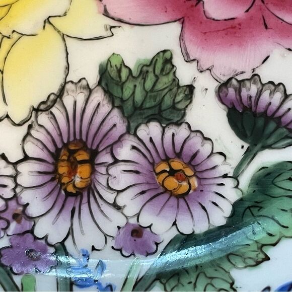 Mid century Porcelain Floral and Duck Brass Bowl set for hanging or display - Picture 15 of 17